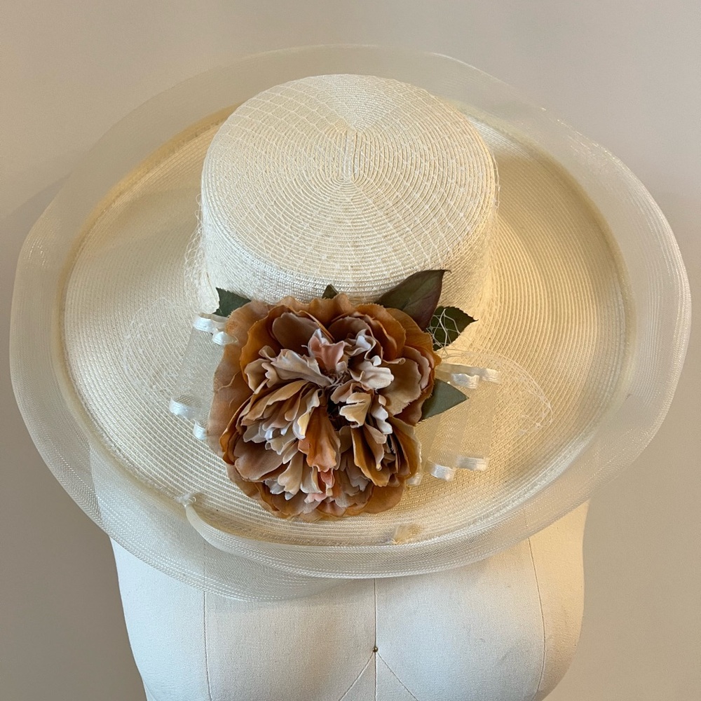 Elegant Cream Floral Women's Hat